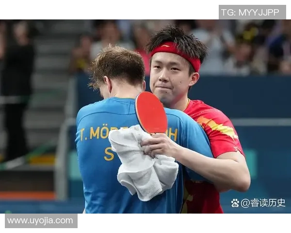 在激烈竞争中球队奋勇争先成功夺分展现实力