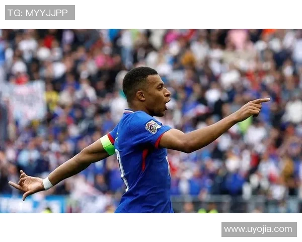 亚马尔成功单防姆巴佩！不给机会，力挺球队！