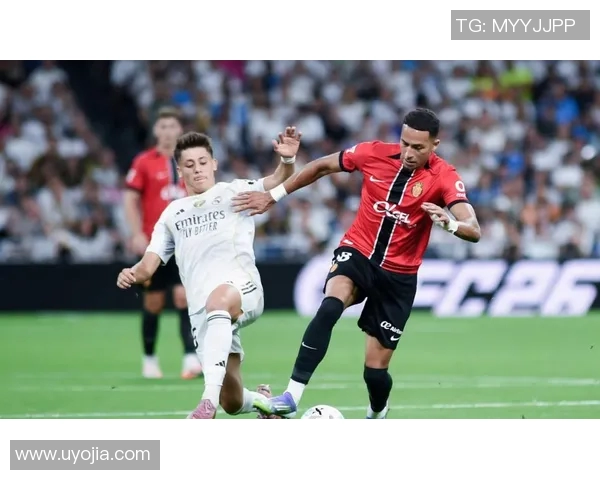 皇马提前锁定西甲冠军!银河战舰连续8年问鼎西甲联赛 皇马提前锁定西甲冠军!银河战舰连续8年问鼎西甲联赛